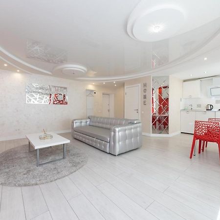 Flat24 On Lesi Ukrainki 3 Apartamento Kiev Exterior foto