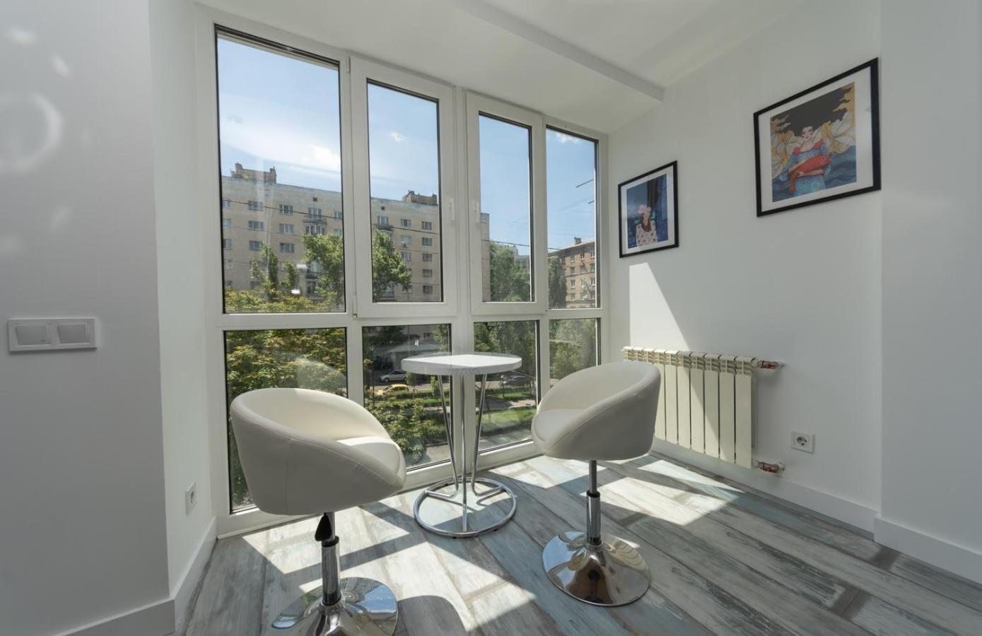 Flat24 On Lesi Ukrainki 3 Apartamento Kiev Exterior foto