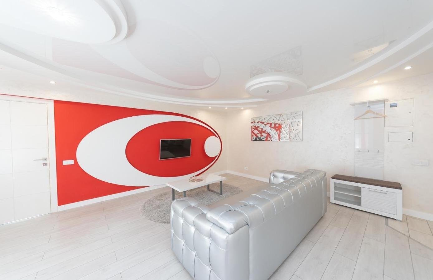 Flat24 On Lesi Ukrainki 3 Apartamento Kiev Exterior foto