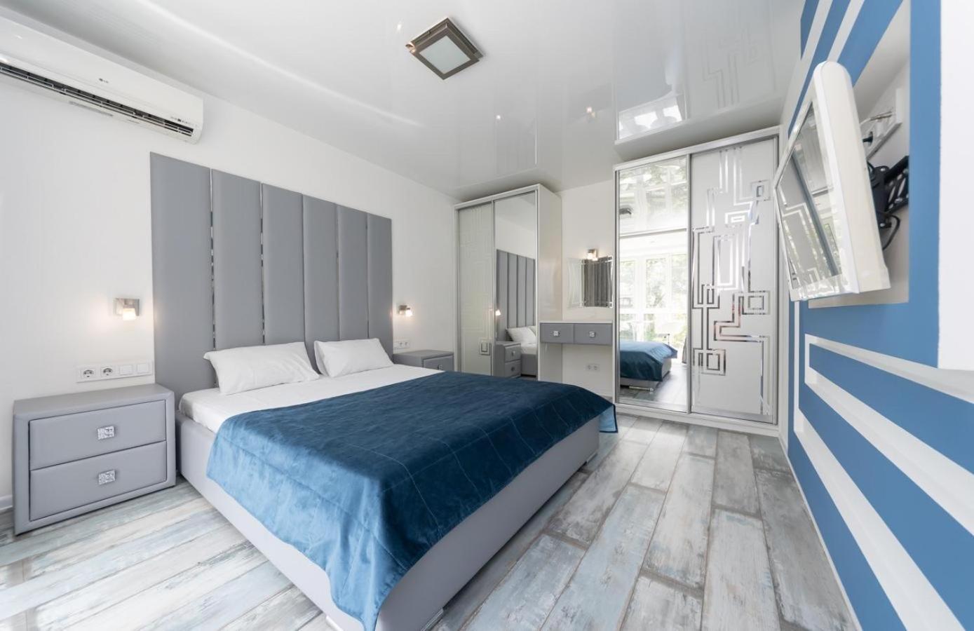 Flat24 On Lesi Ukrainki 3 Apartamento Kiev Exterior foto
