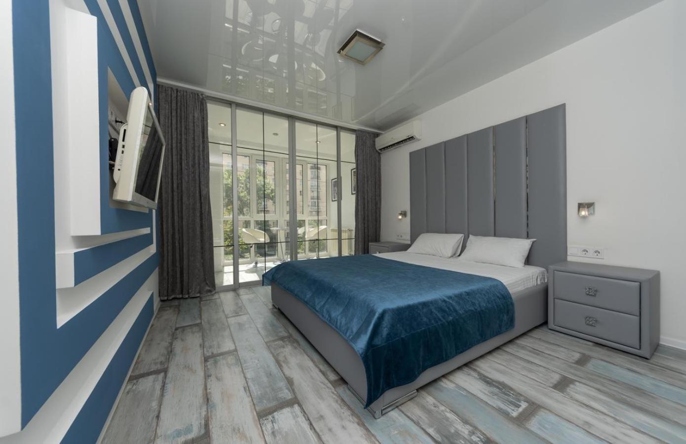 Flat24 On Lesi Ukrainki 3 Apartamento Kiev Exterior foto
