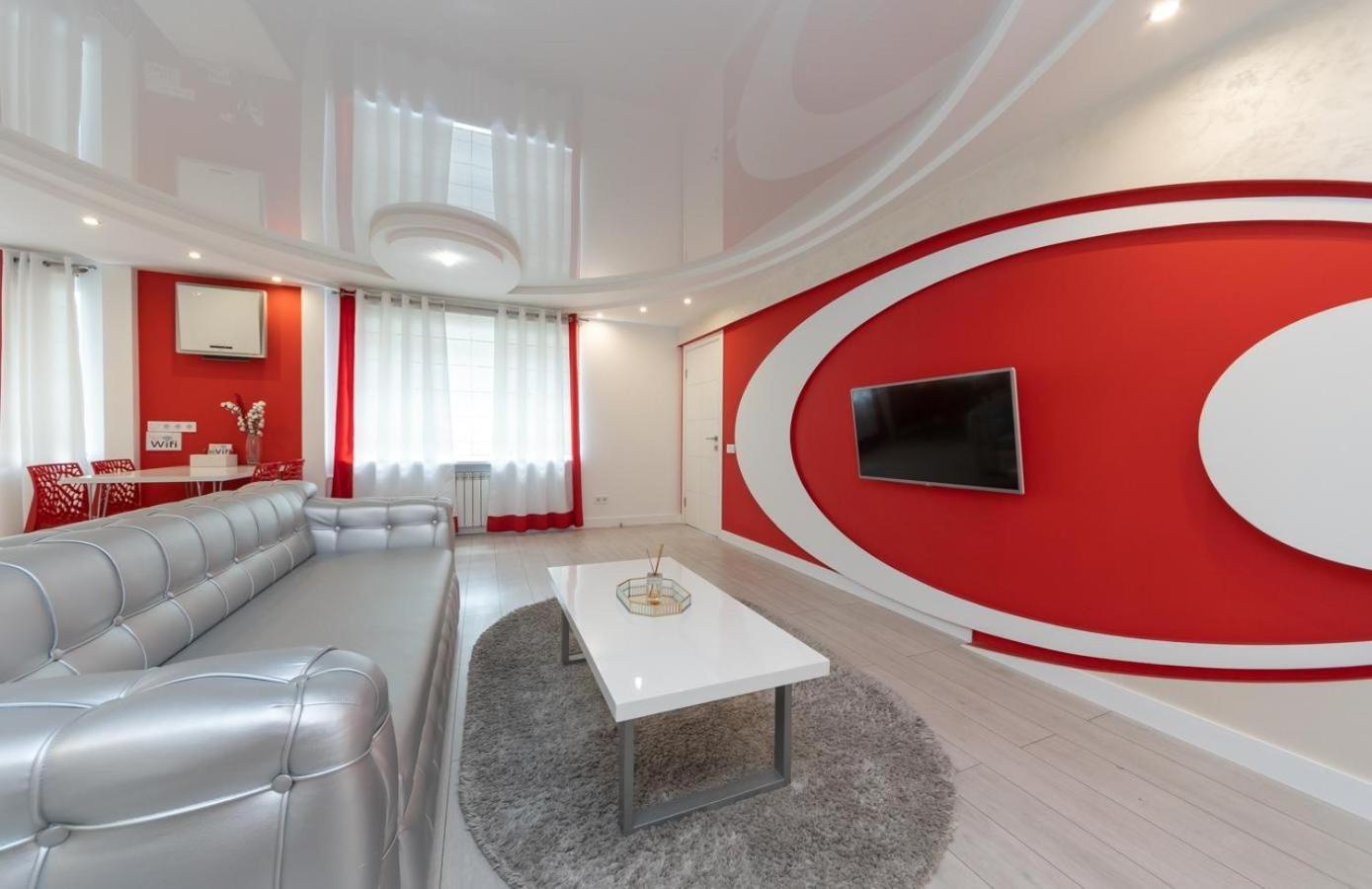 Flat24 On Lesi Ukrainki 3 Apartamento Kiev Exterior foto